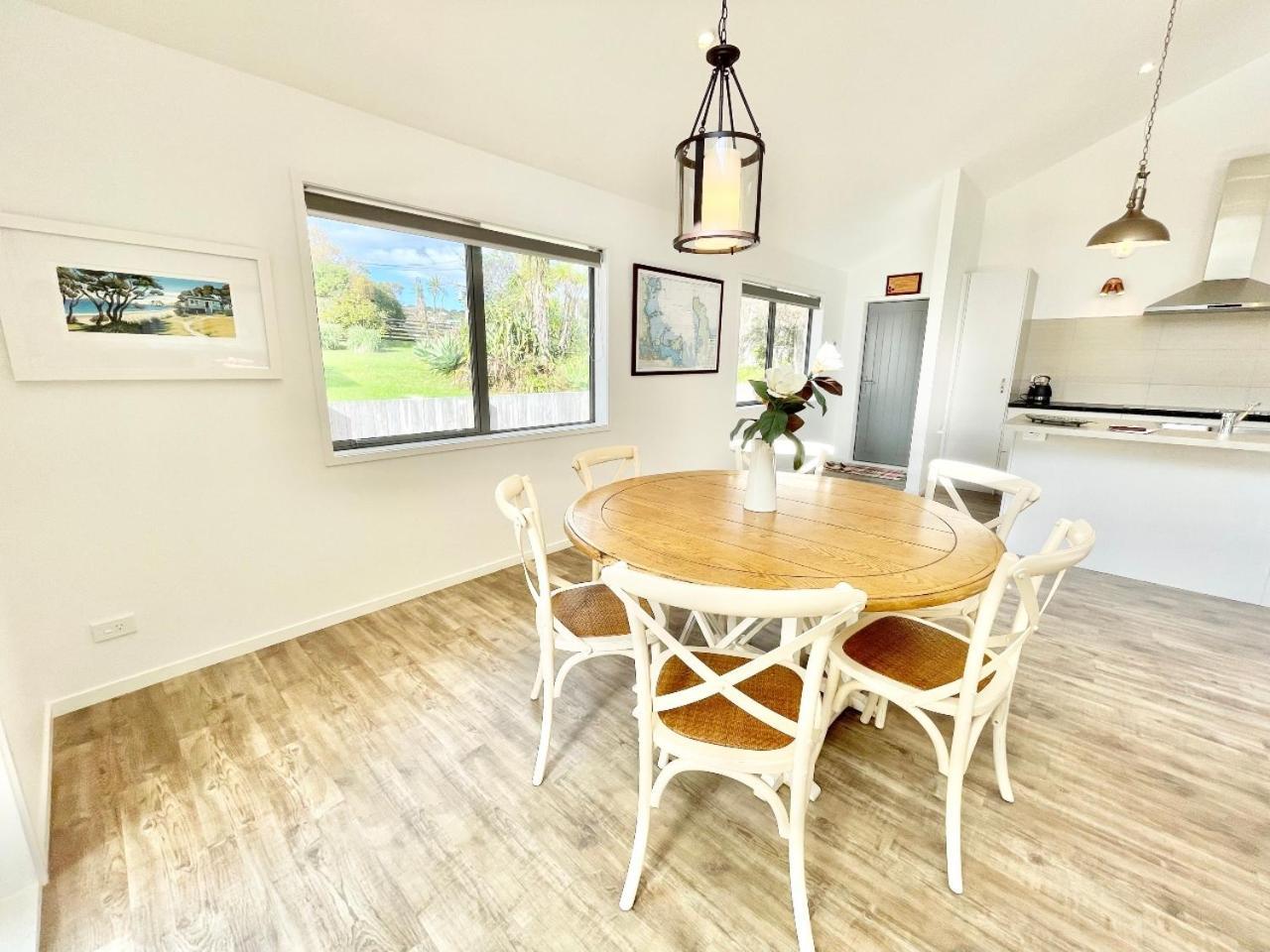 Getaway Waiheke- Stay Waiheke Oneroa Room photo