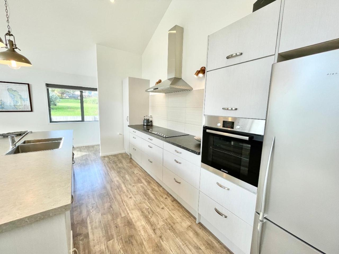 Getaway Waiheke- Stay Waiheke Oneroa Room photo
