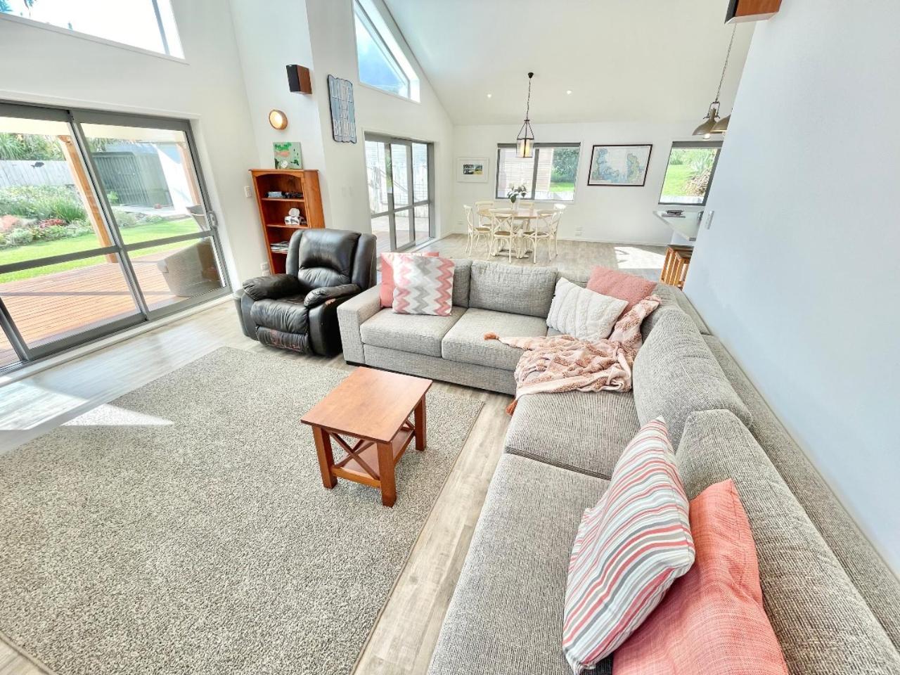 Getaway Waiheke- Stay Waiheke Oneroa Room photo